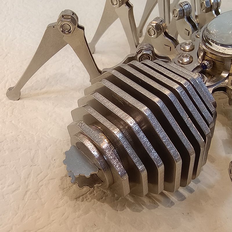 Time Spider Steel Static Puzzle Toy Decoration