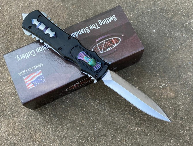 Oni Head Out-the-Front Automatic Knife