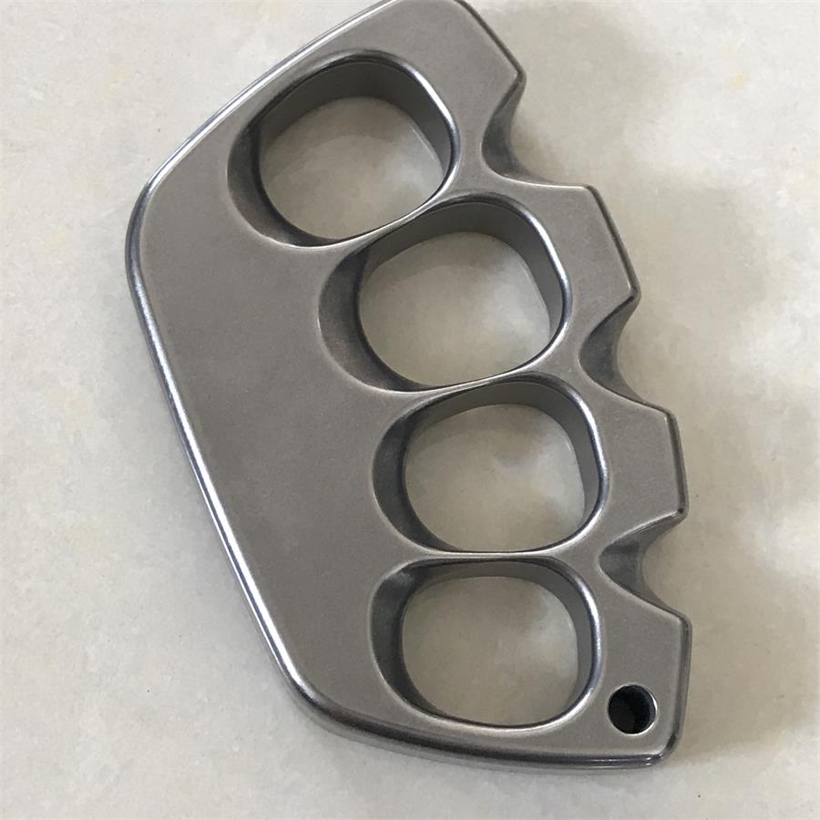 Creative Style Big Finger Hole Titanium Knuckle Dusters