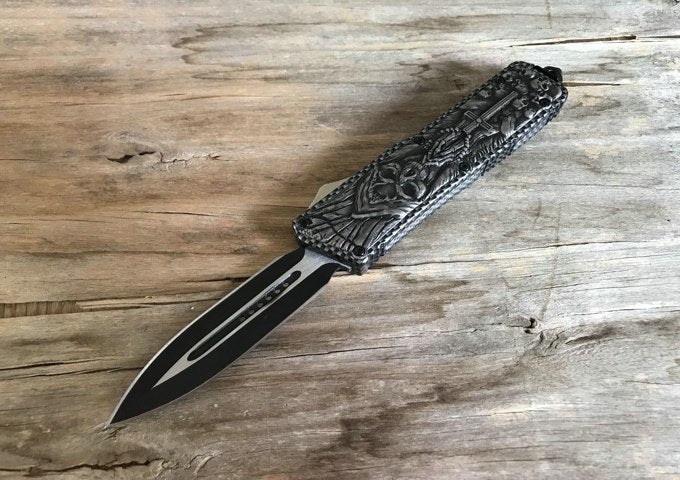 Cross Skull Switchblade
