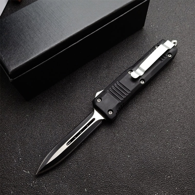 Small C07 Switchblade