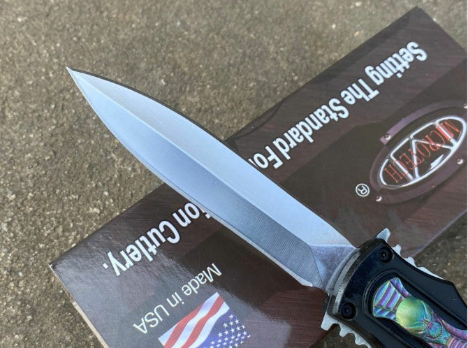 Oni Head Out-the-Front Automatic Knife