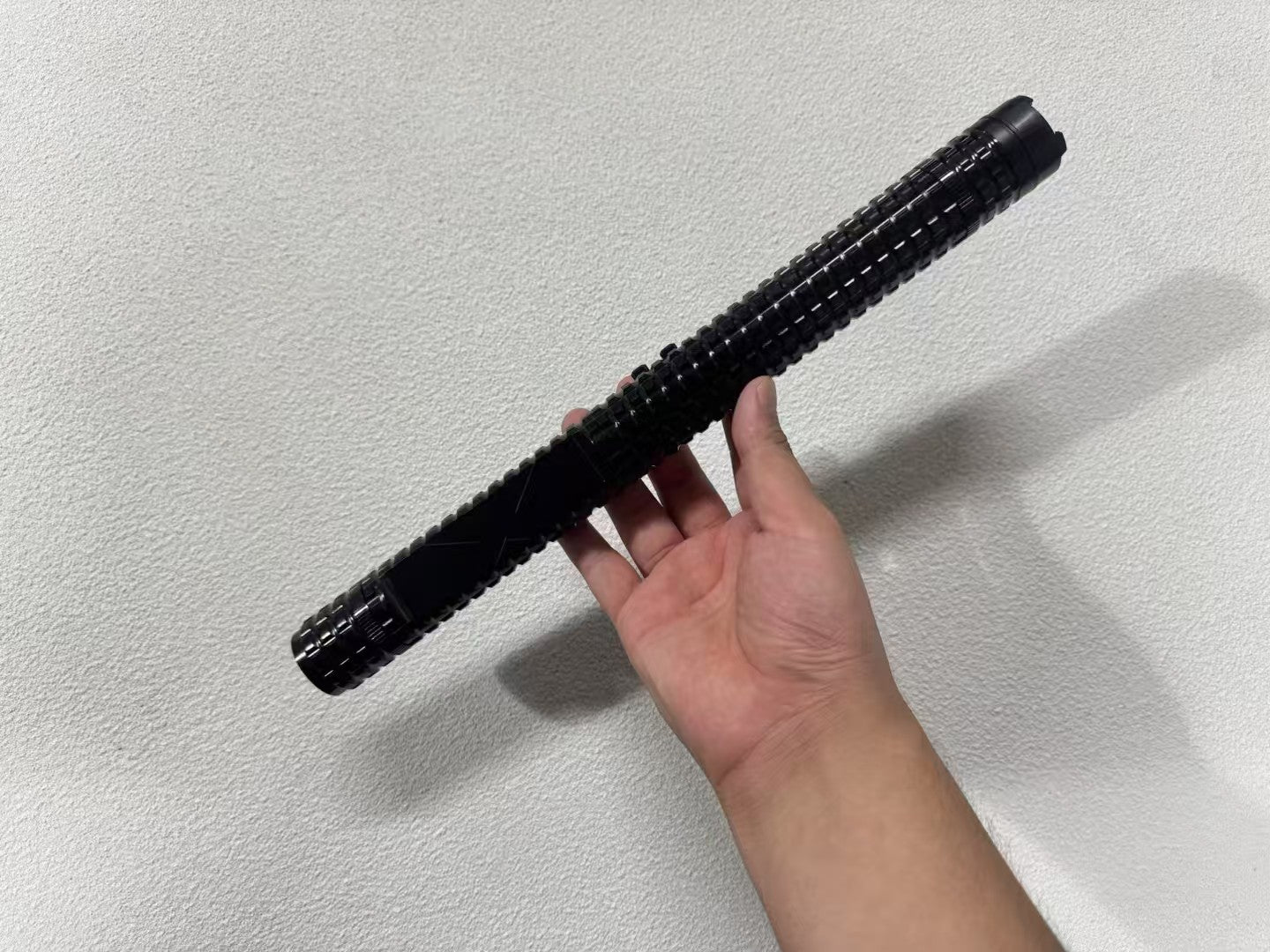 X8 Black Classic model, high-intensity flashing light Heavy stun gun