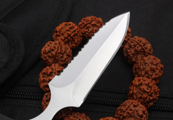 Guardian serrated knuckle duster